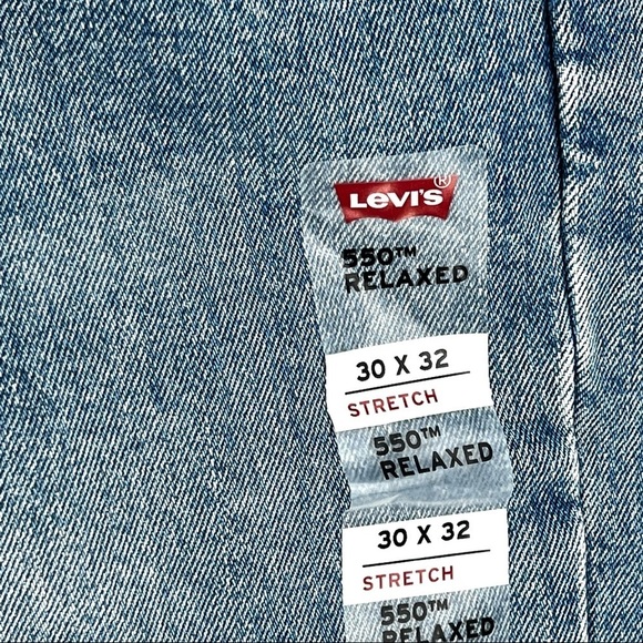 Levi Men's 550 Relaxed Fit Tapered Leg Jeans - Picture 4 of 8